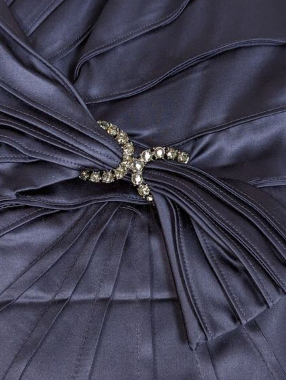 Jones New York Purple Satin V-Neck Midi Dress with Rhinestone Accent - Picture 8 of 9